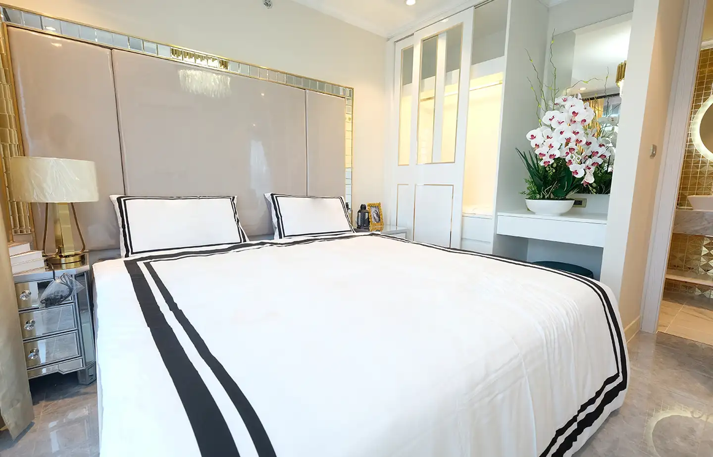 Jomtien High Rise Condo for Sale