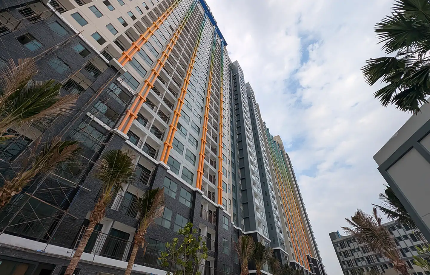 Jomtien High Rise Condo for Sale
