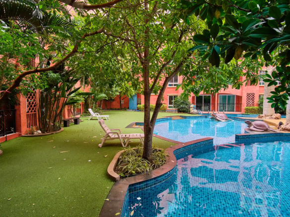 Jomtien Low Rise Condo for Sale