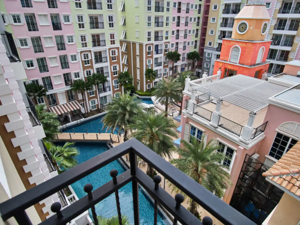 Beautiful Condominium in Na Jomtien